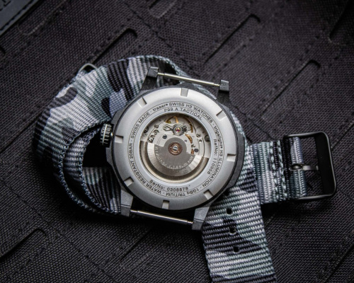 Новинка Traser P99 A Tactical Carbon