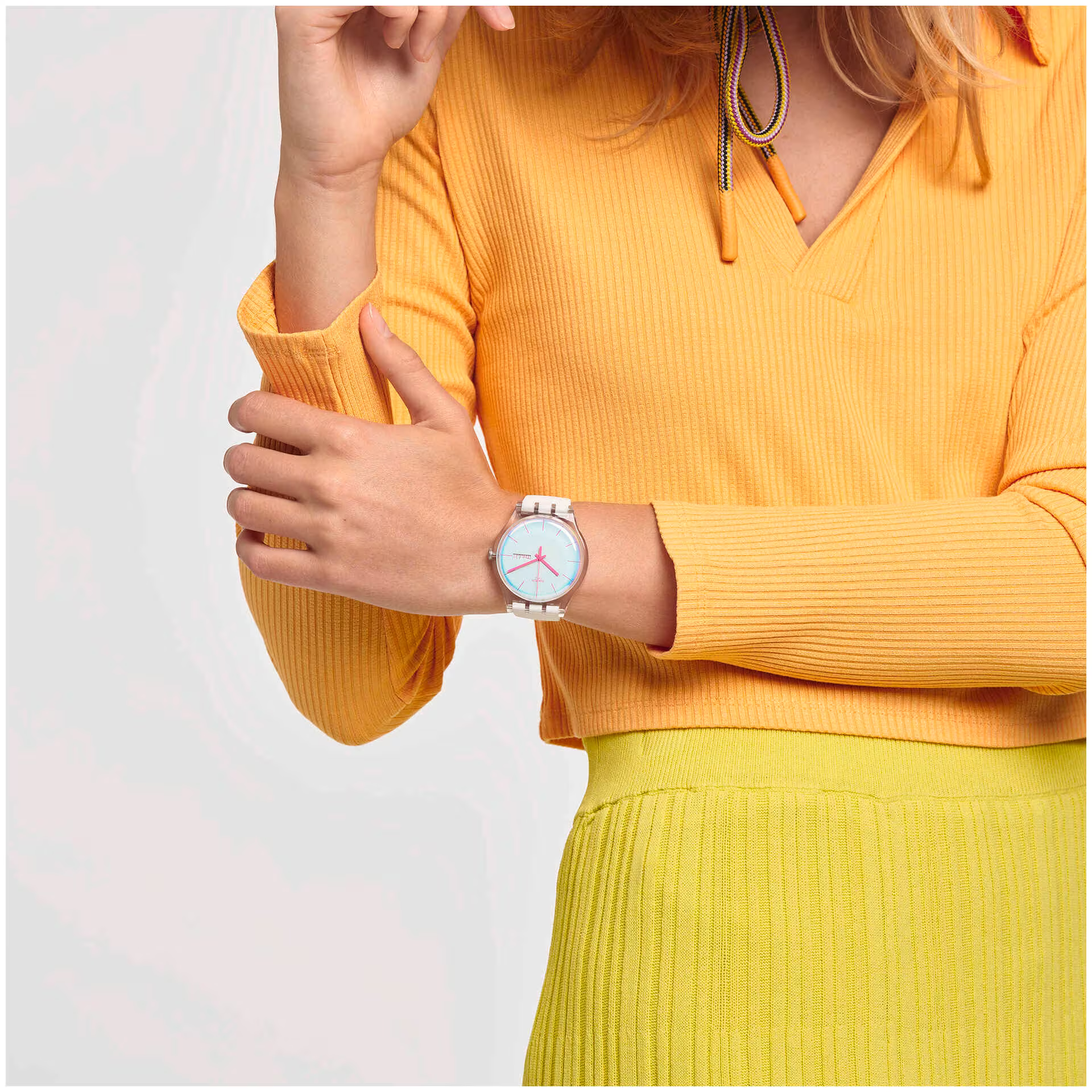 Швейцарские женские часы SWATCH POLAWHITE SO29K704-S14